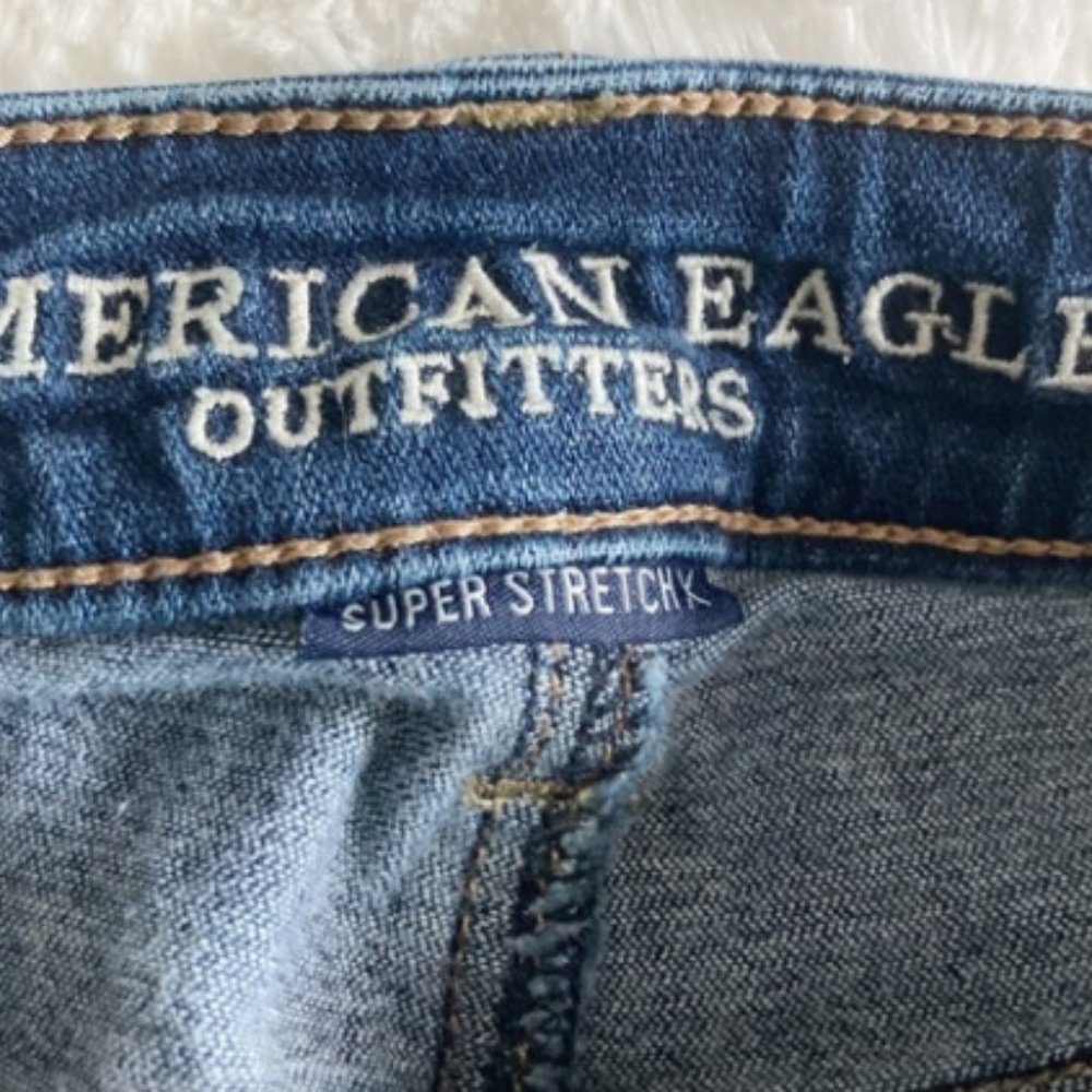 American Eagle Super Stretch Distressed Jeans - Picture 5 of 6